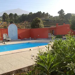 https://casa-rural-la-casita-del-monte.tenerifehoteles.net